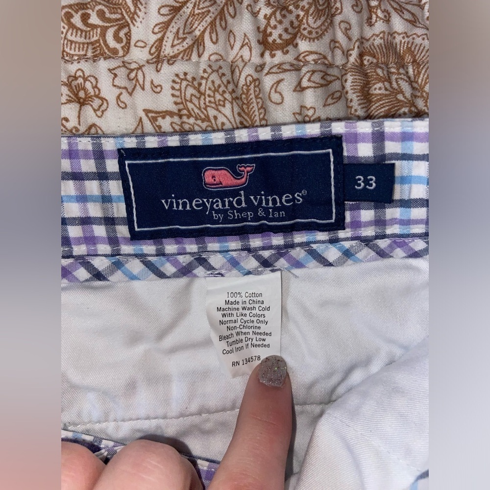 Vineyard Vines Men's 33 Plaid Shorts - Blue and Purple - Picture 4 of 7